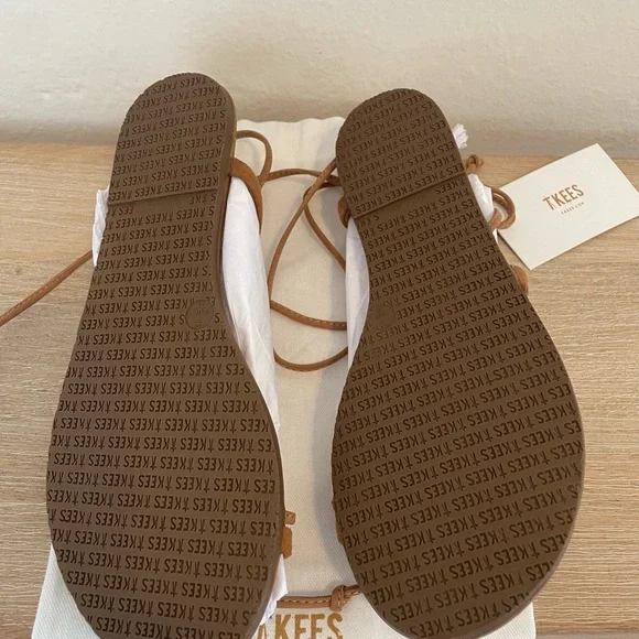 TKEES Women's Strappy Tan Sandals - Picture 11 of 13
